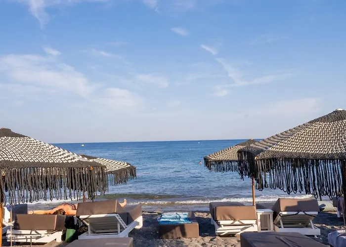 Zen & Ξενοδοχείο Περίσσα