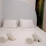 Zen Suites&spa Perissa (Santorini)