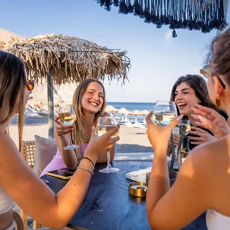Zen & 5* Perissa (Santorini)