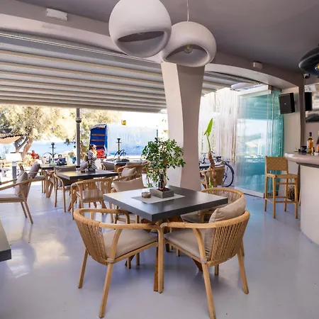 Hotel Zen Suites&spa Perissa (Santorini)