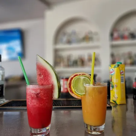 Hotel Zen & Perissa (Santorini)