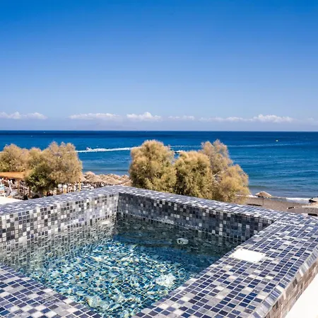 Zen & Perissa (Santorini)