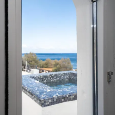 Zen & Hotell Perissa (Santorini)